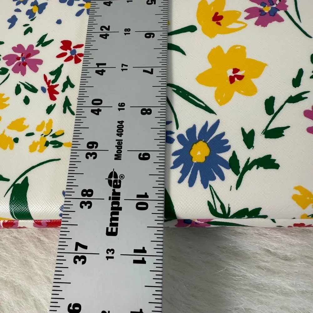 Kate Spade Floral Garden Bouquet Padded Laptop Case Multi Color 15.3'' Chic
